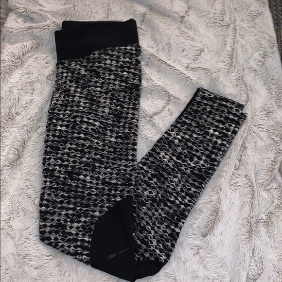 Nike Pants - Nike Pro Hyperwarm Tights